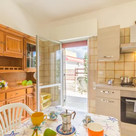 Villa Belvedere 400 Meters From Sea - Happy *